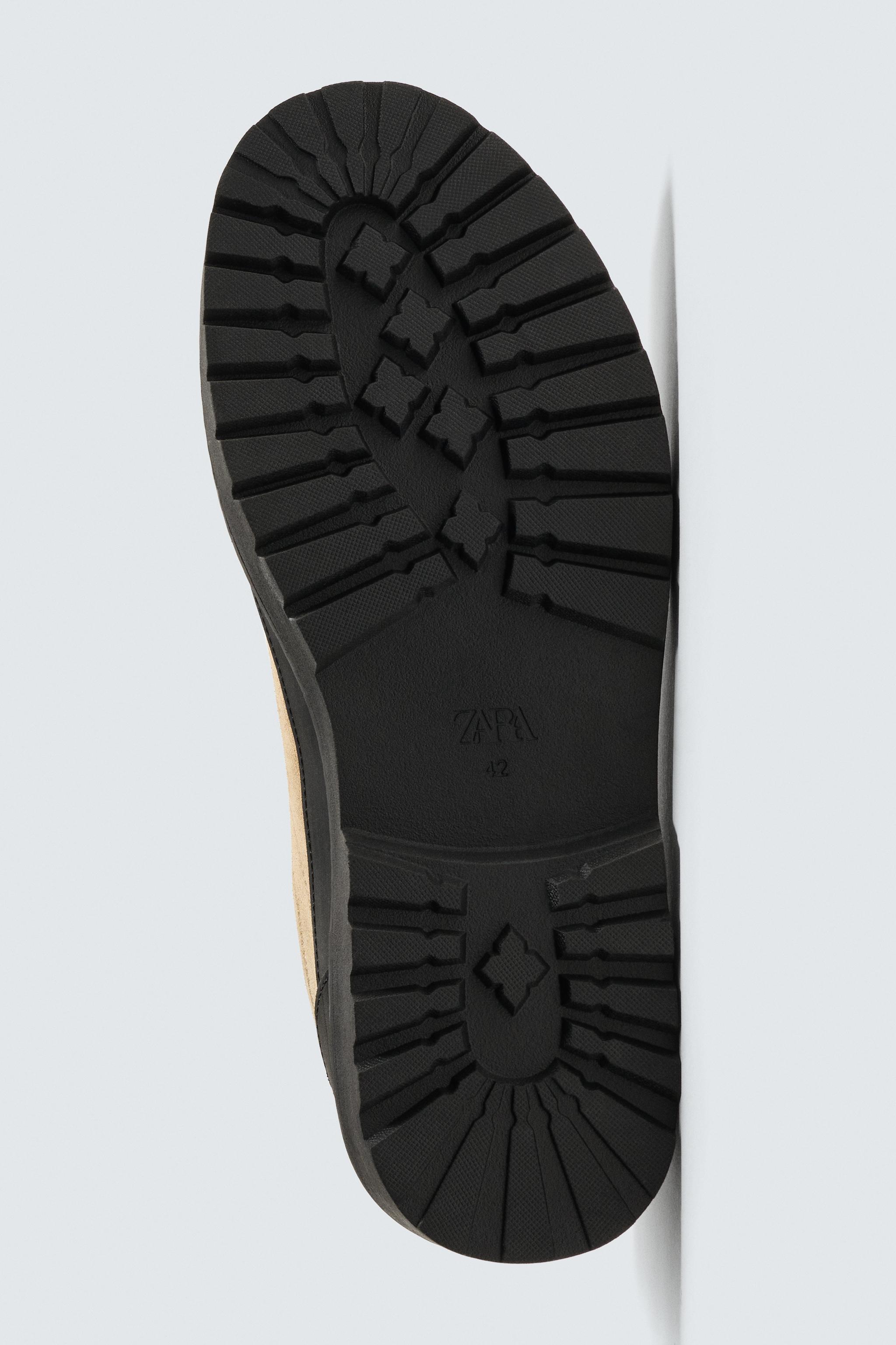 CHAUSSURES EN CUIR AVEC CONTRASTE